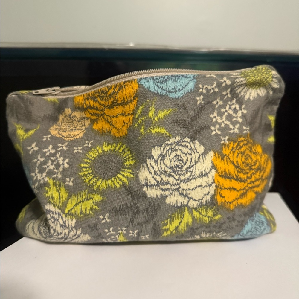 Floral Gray Cosmetic Bag